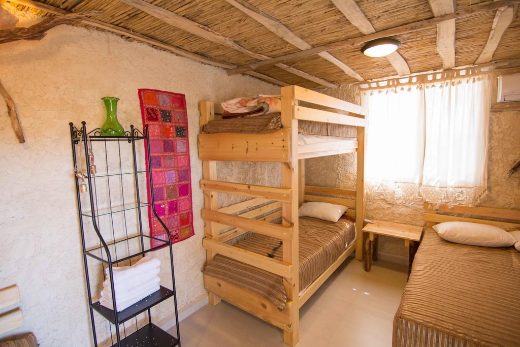 Kfar Hanokdim - Glamping & Camping Arad Bilik gambar